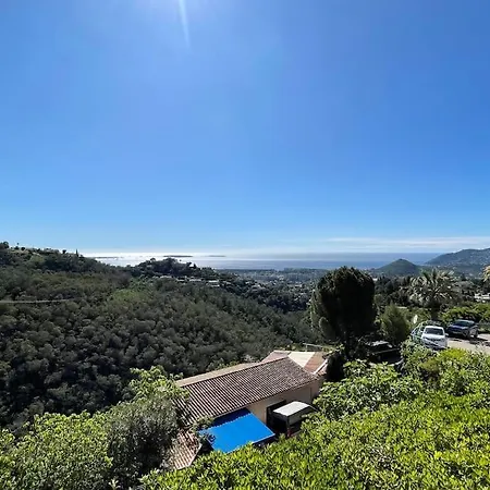Joli 2p Avec Vue Panoramique * Mandelieu